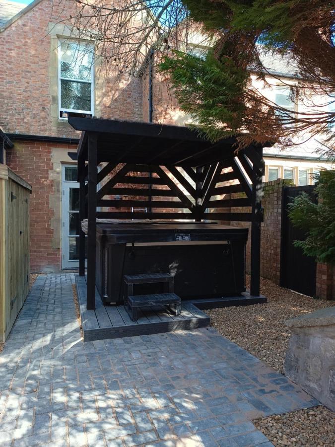 The West Wing At Eriviat Hall Hot Tub Henllan  Luaran gambar