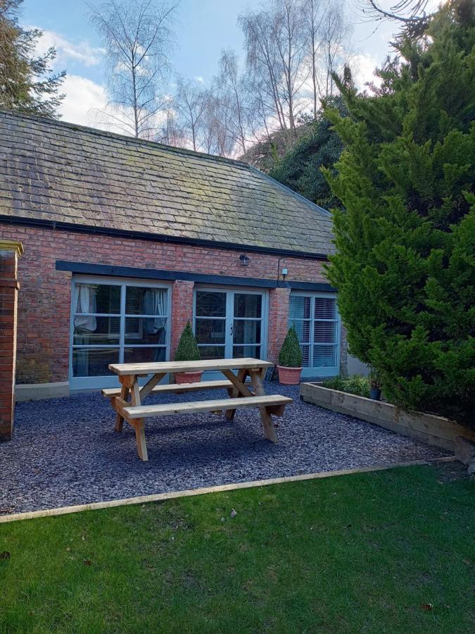 The West Wing At Eriviat Hall Hot Tub Henllan  Luaran gambar