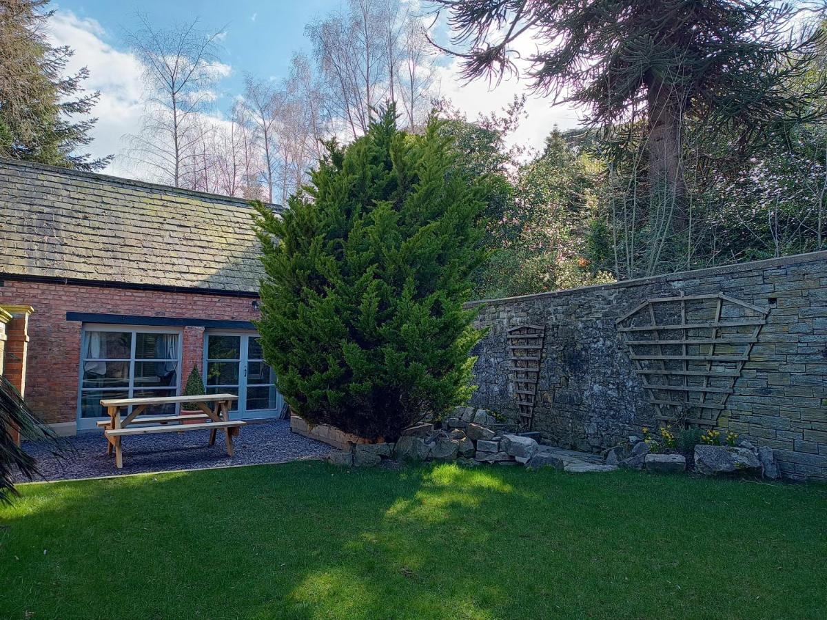 The West Wing At Eriviat Hall Hot Tub Henllan  Luaran gambar
